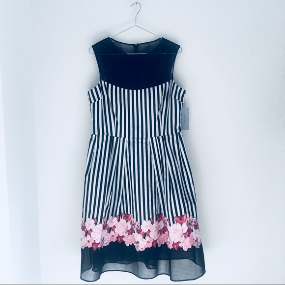 Teri Jon by Rickie Freeman Size 16 dress - Picture 2 of 7